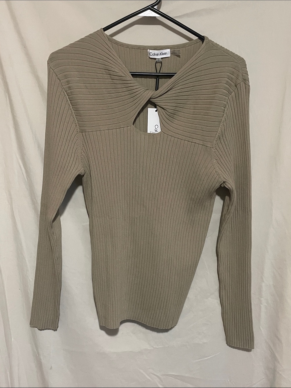 Calvin Klein Ribbed Long-Sleeve Twist Keyhole Top in Taupe